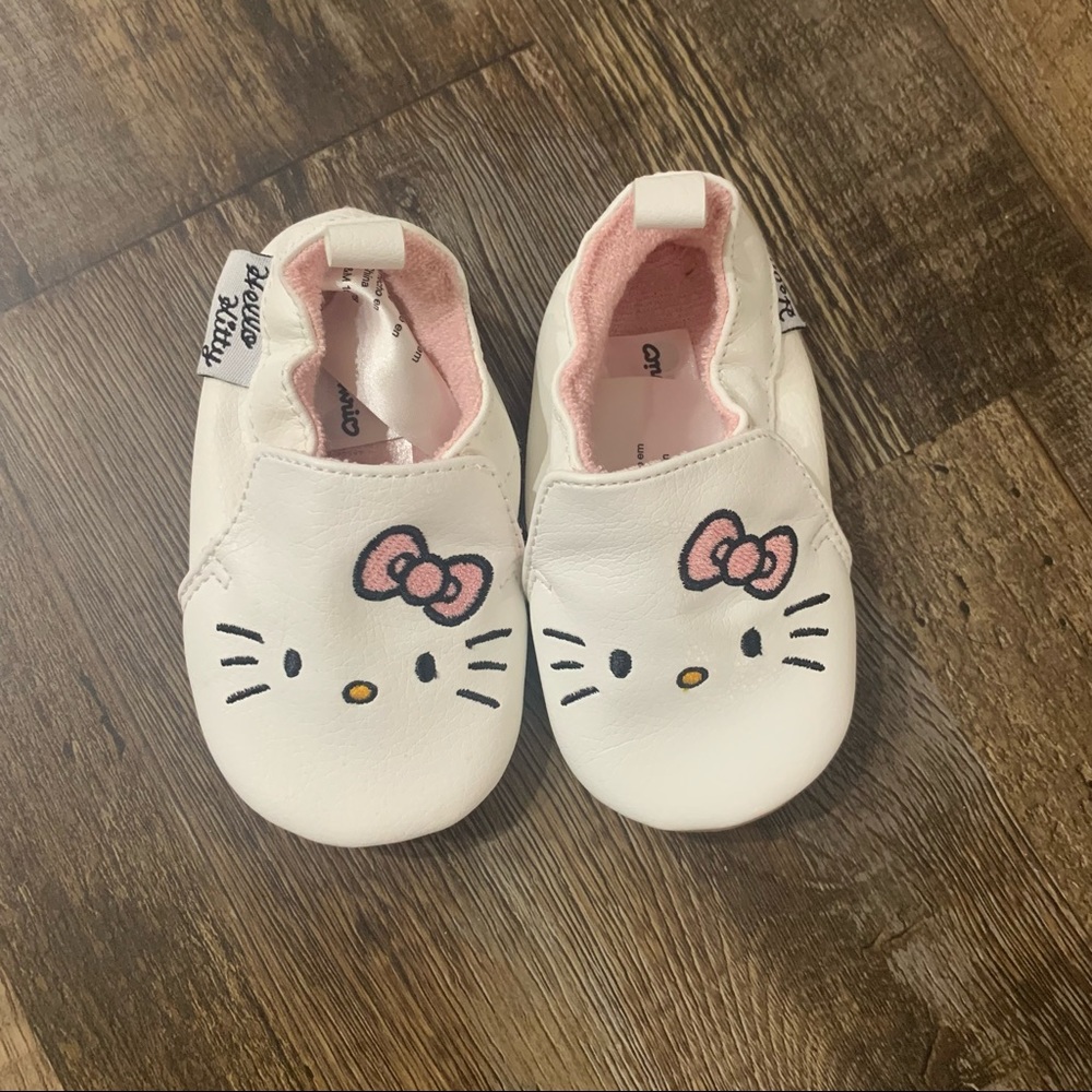 🆕 Hello Kitty Soft Moccasin Shoes